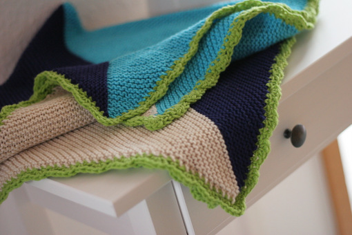 Trigonometry garter stitch blanket